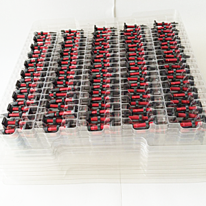 100pcs of Wistio aluminium tubeless valves in a plastic pallet, ready to ship.